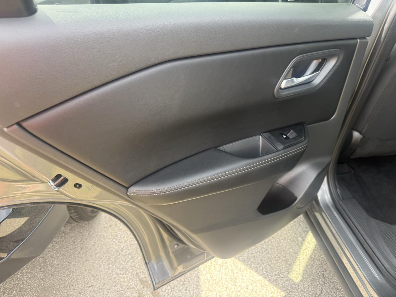 Nissan Rogue FWD SV 2025