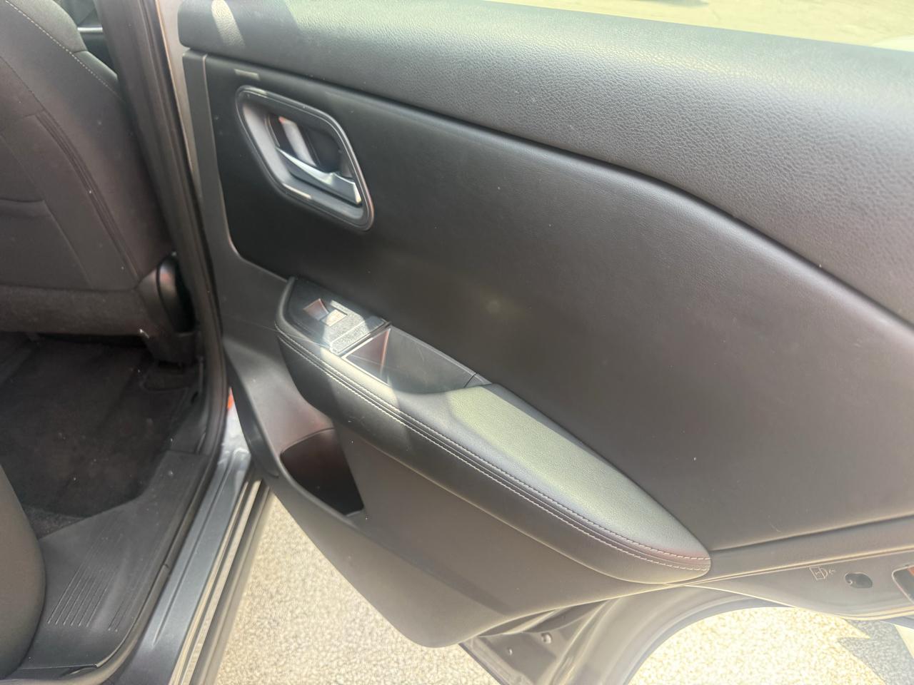 Nissan Rogue FWD SV 2025