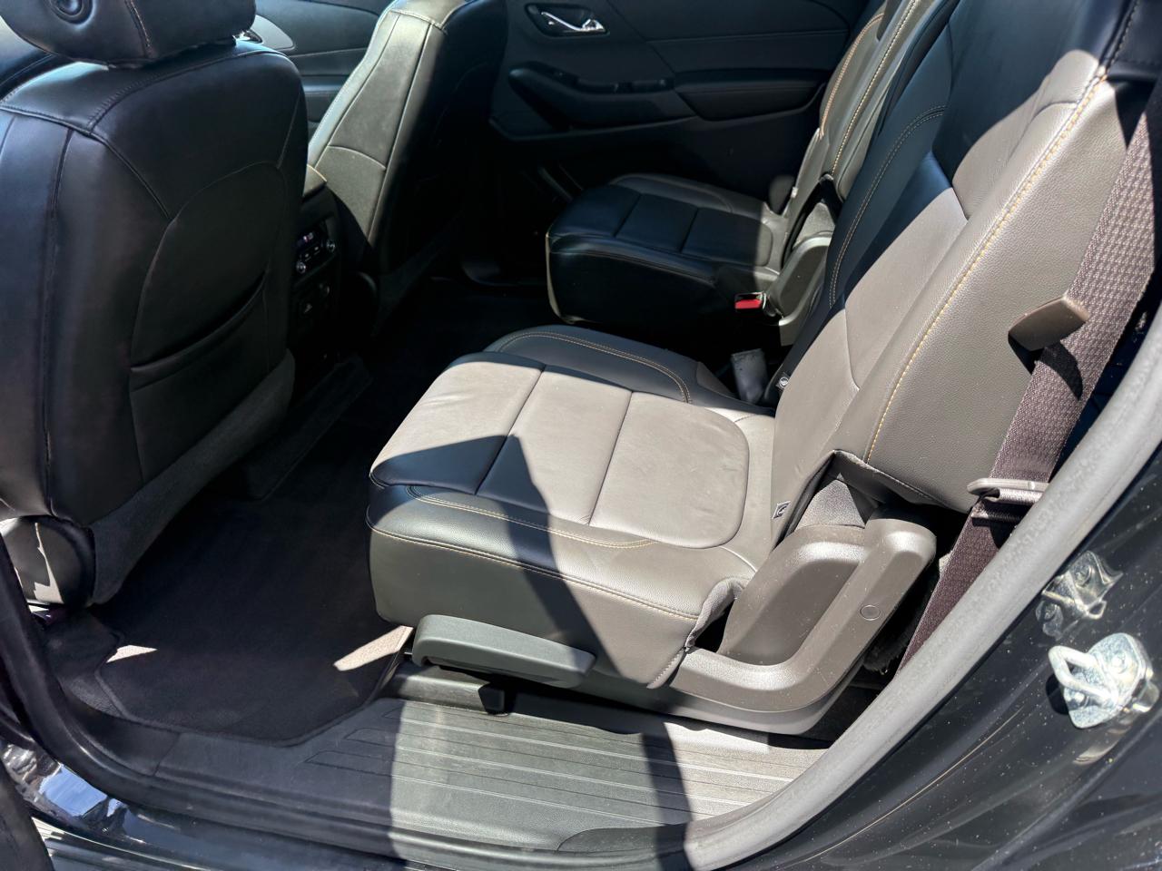 Chevrolet Traverse AWD 4dr LT Leather 2020