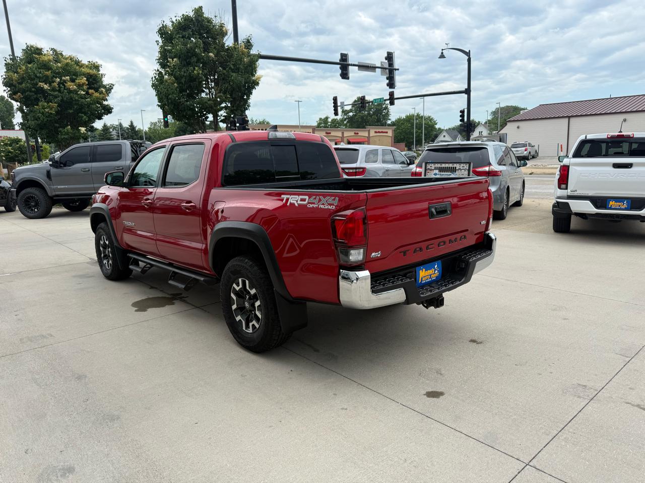Toyota Tacoma TRD Off Road Double Cab 5' Bed V6 4x4 MT (Natl) 2018