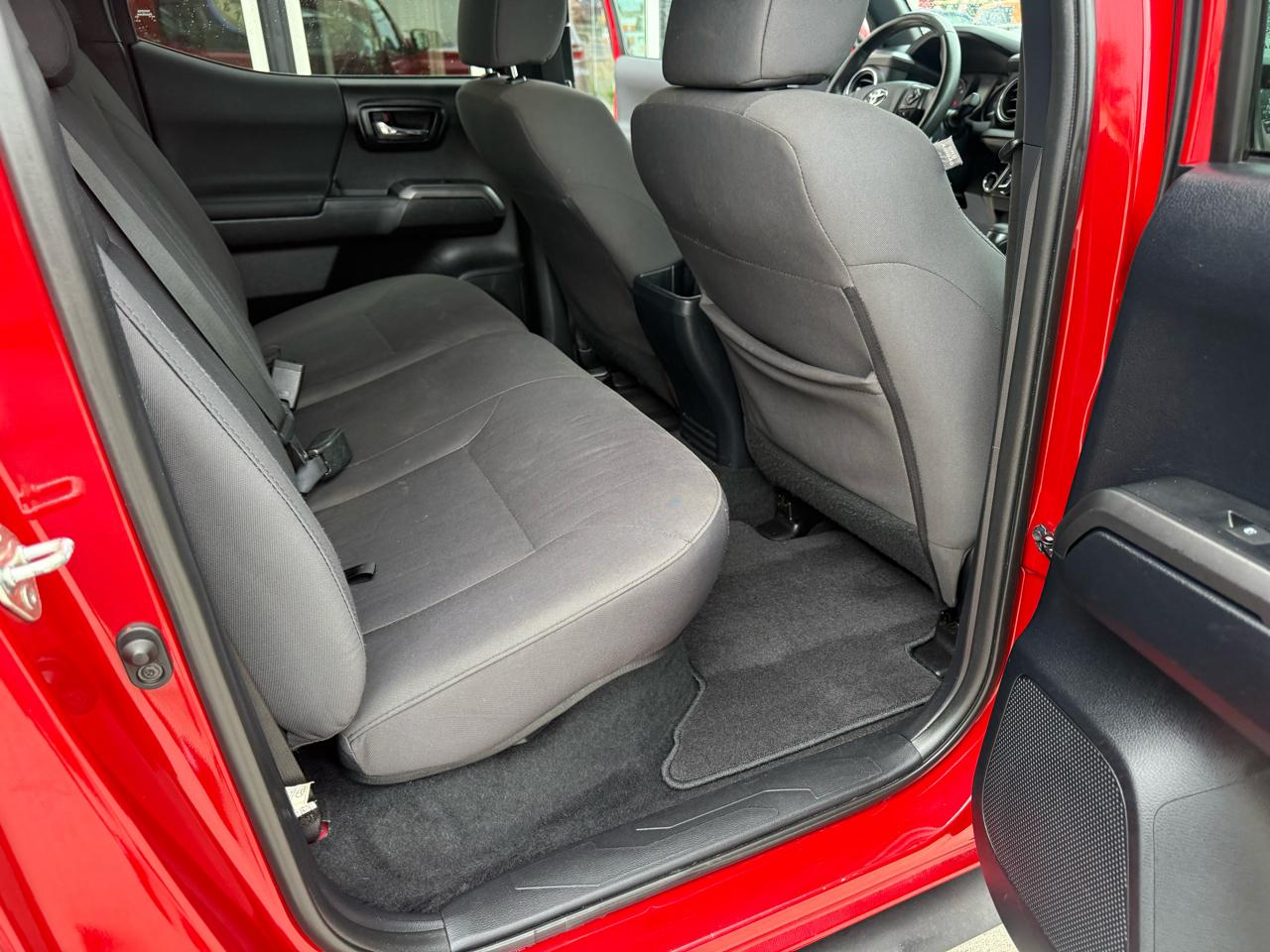 Toyota Tacoma TRD Off Road Double Cab 5' Bed V6 4x4 MT (Natl) 2018