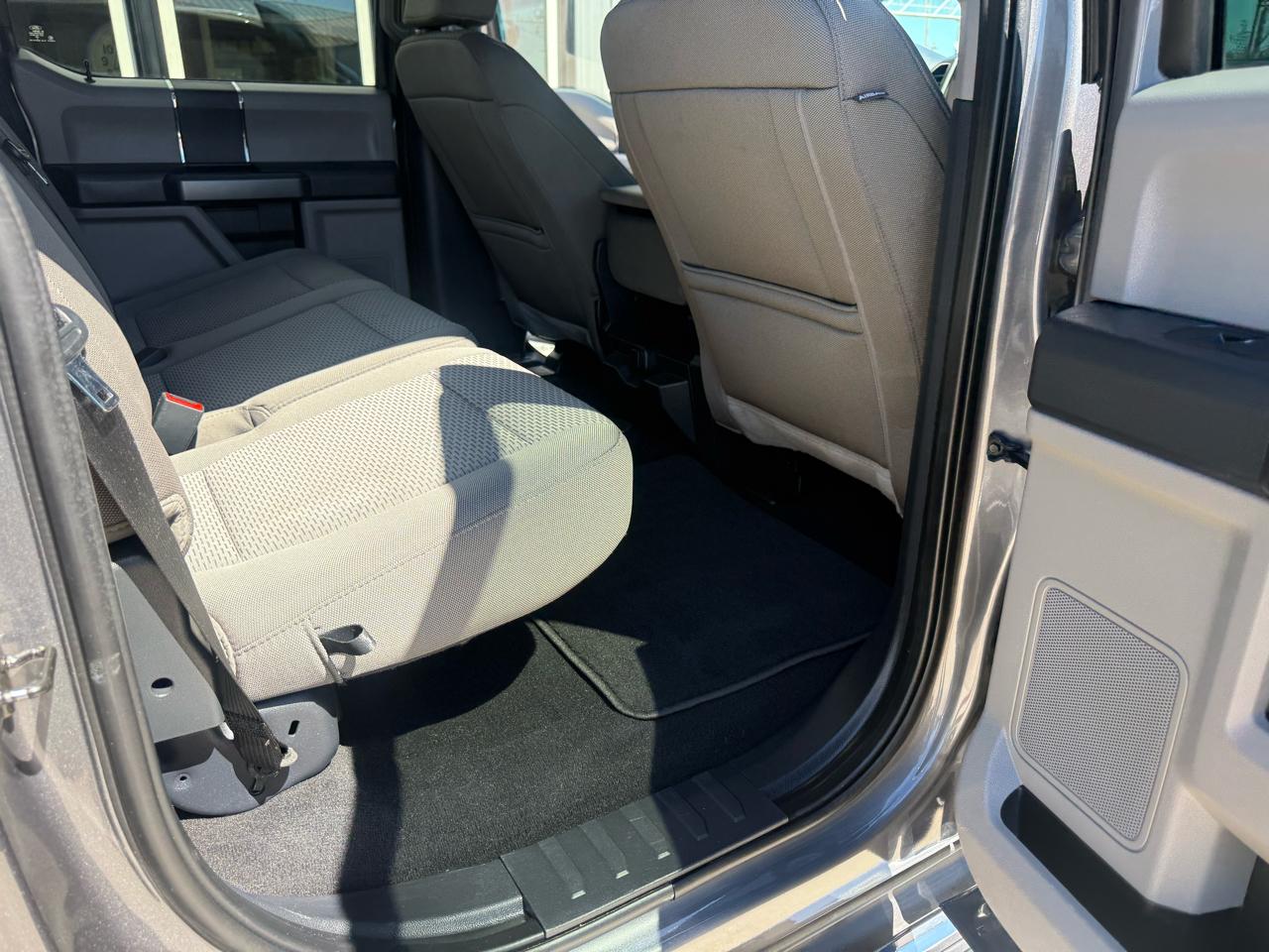 Ford Super Duty F-250 SRW XLT 4WD Crew Cab 8' Box 2022