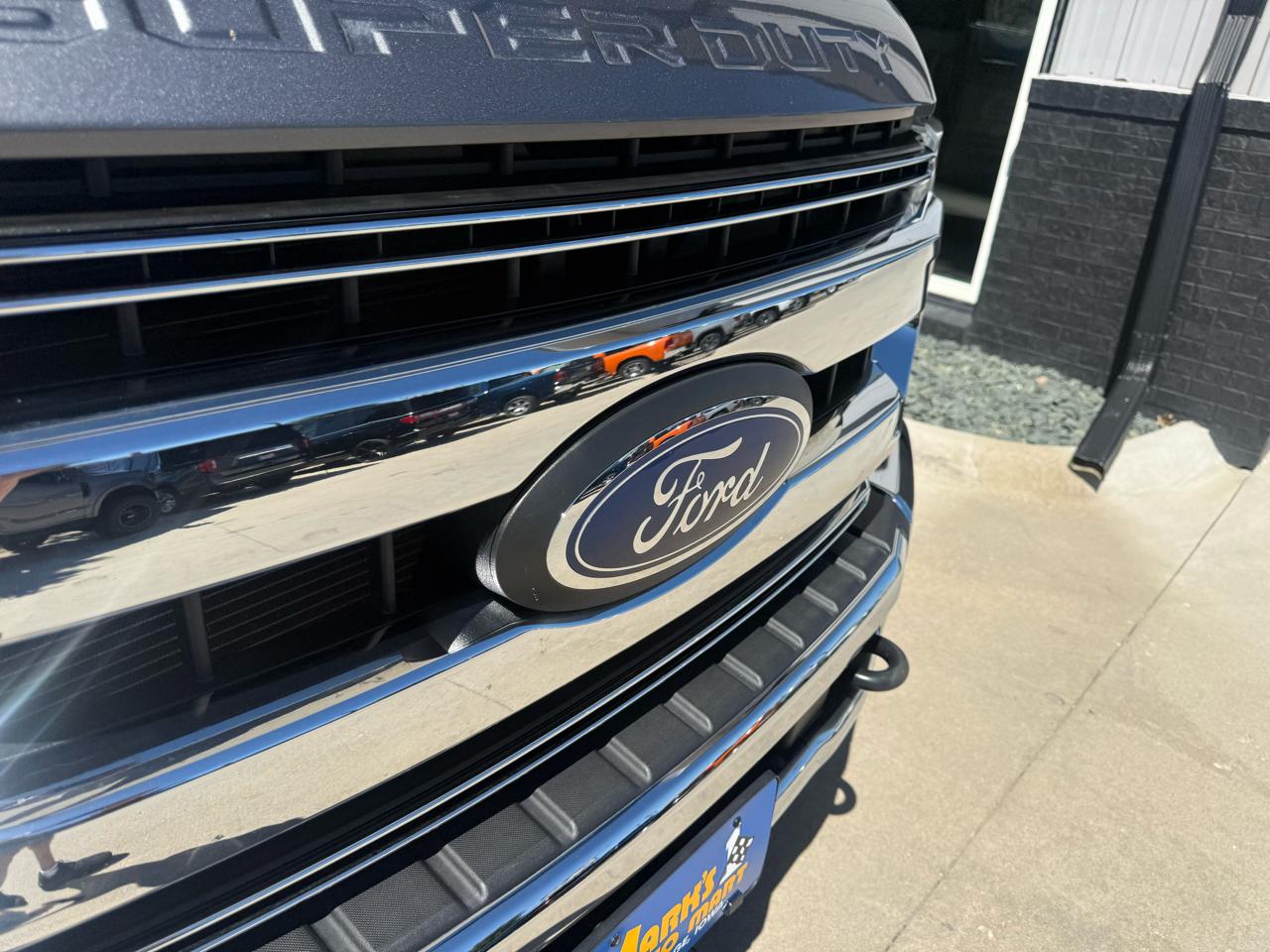 Ford Super Duty F-250 SRW XLT 4WD Crew Cab 8' Box 2022
