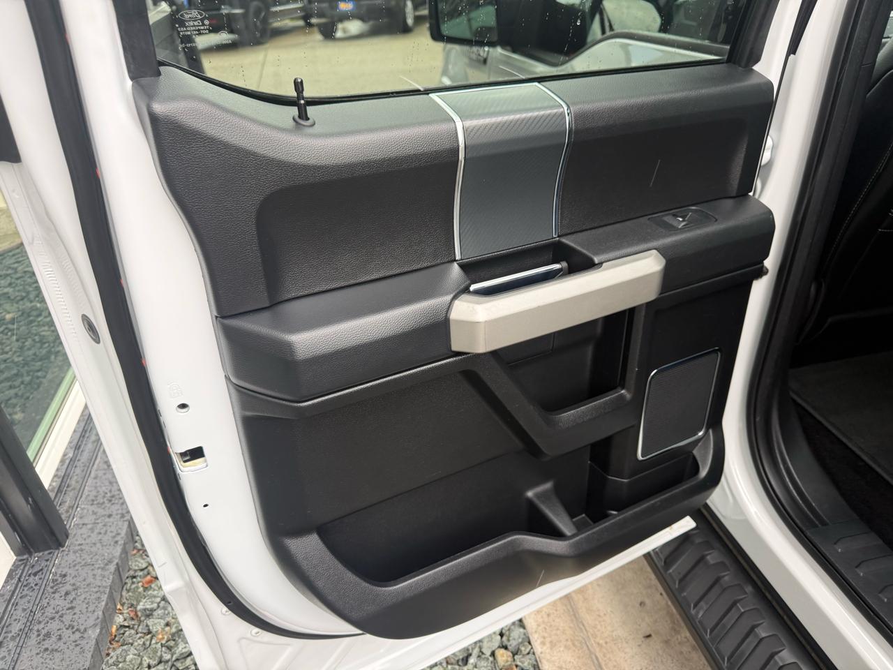 Ford F-150 Lariat 4WD SuperCrew 5.5' Box 2018