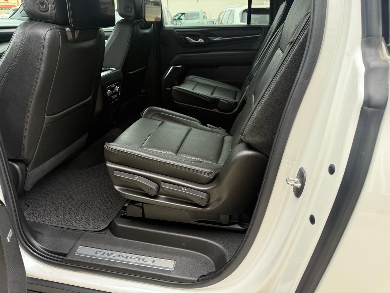 GMC Yukon XL 4WD 4dr Denali 2021