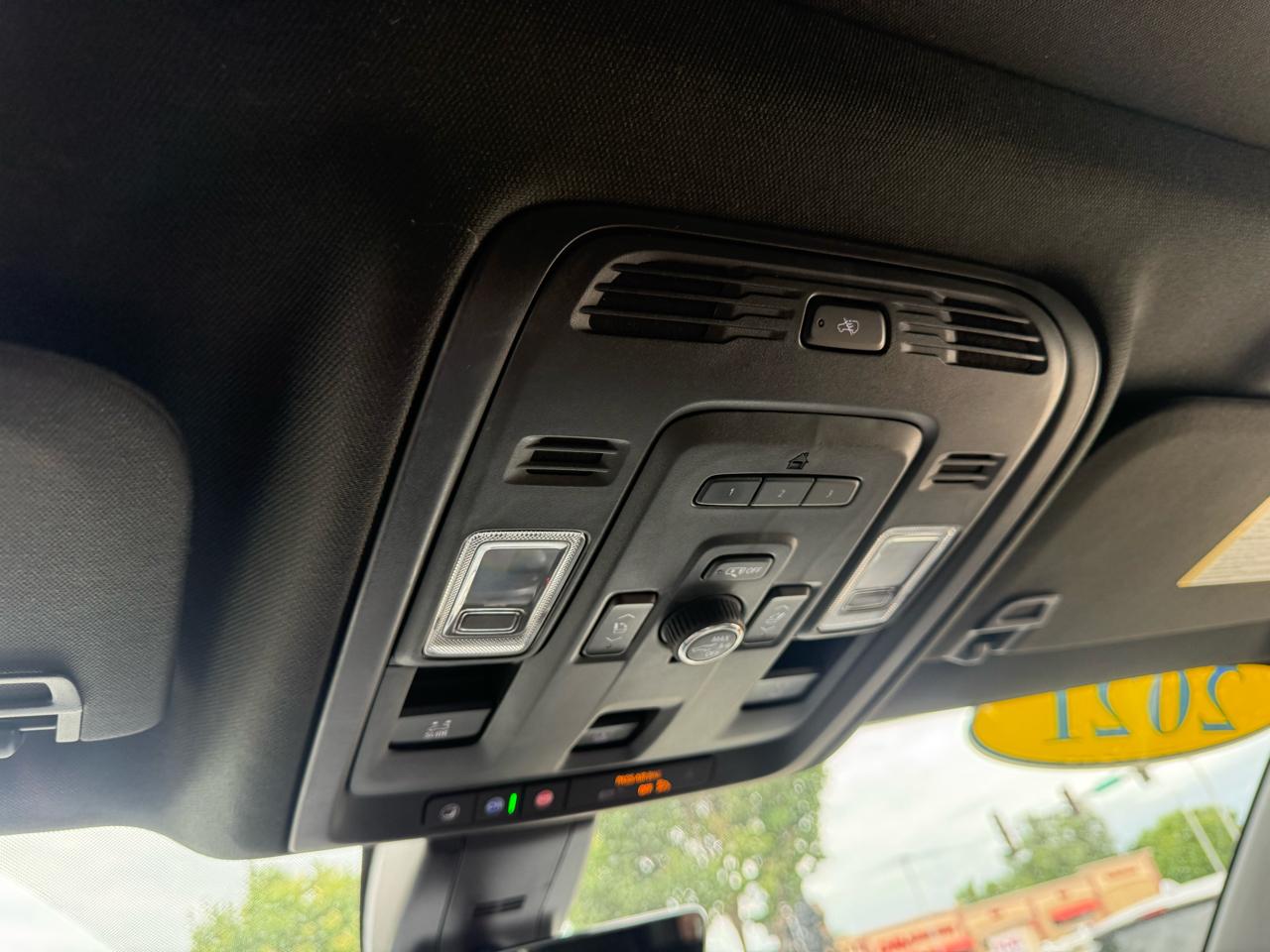 GMC Yukon XL 4WD 4dr Denali 2021