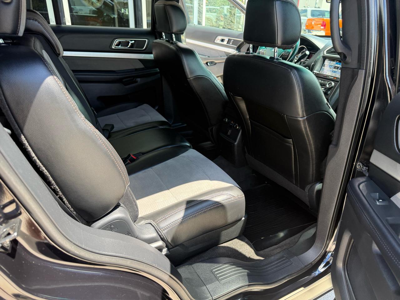 Ford Explorer XLT 4WD 2017