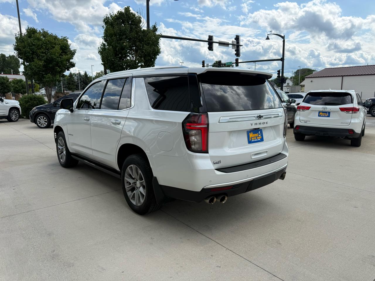 Chevrolet Tahoe 4WD 4dr High Country 2021