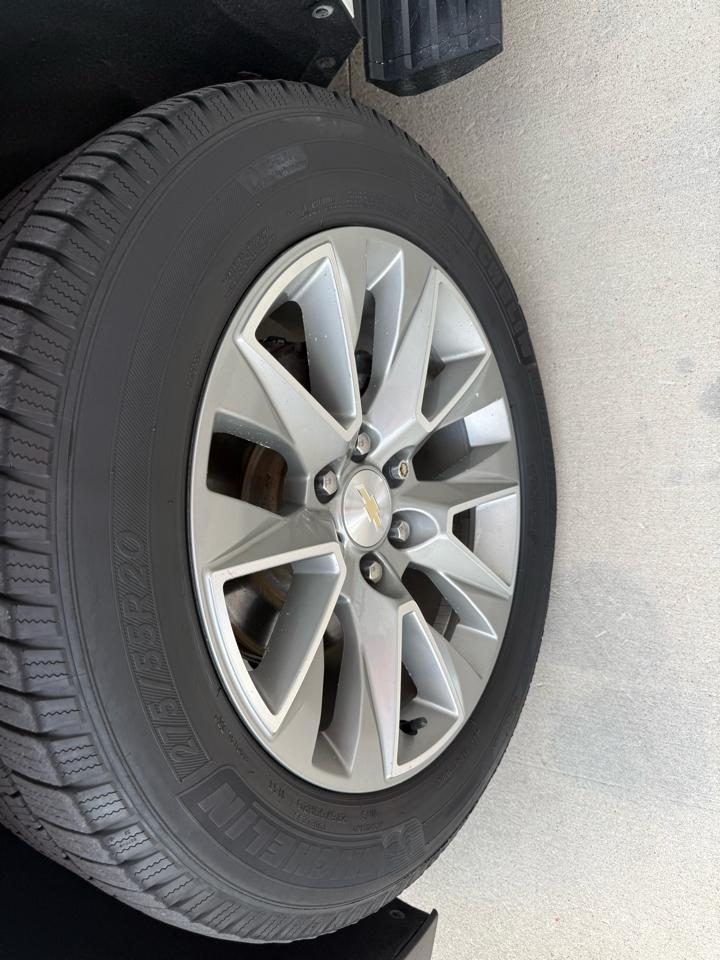 Chevrolet Tahoe 4WD 4dr High Country 2021