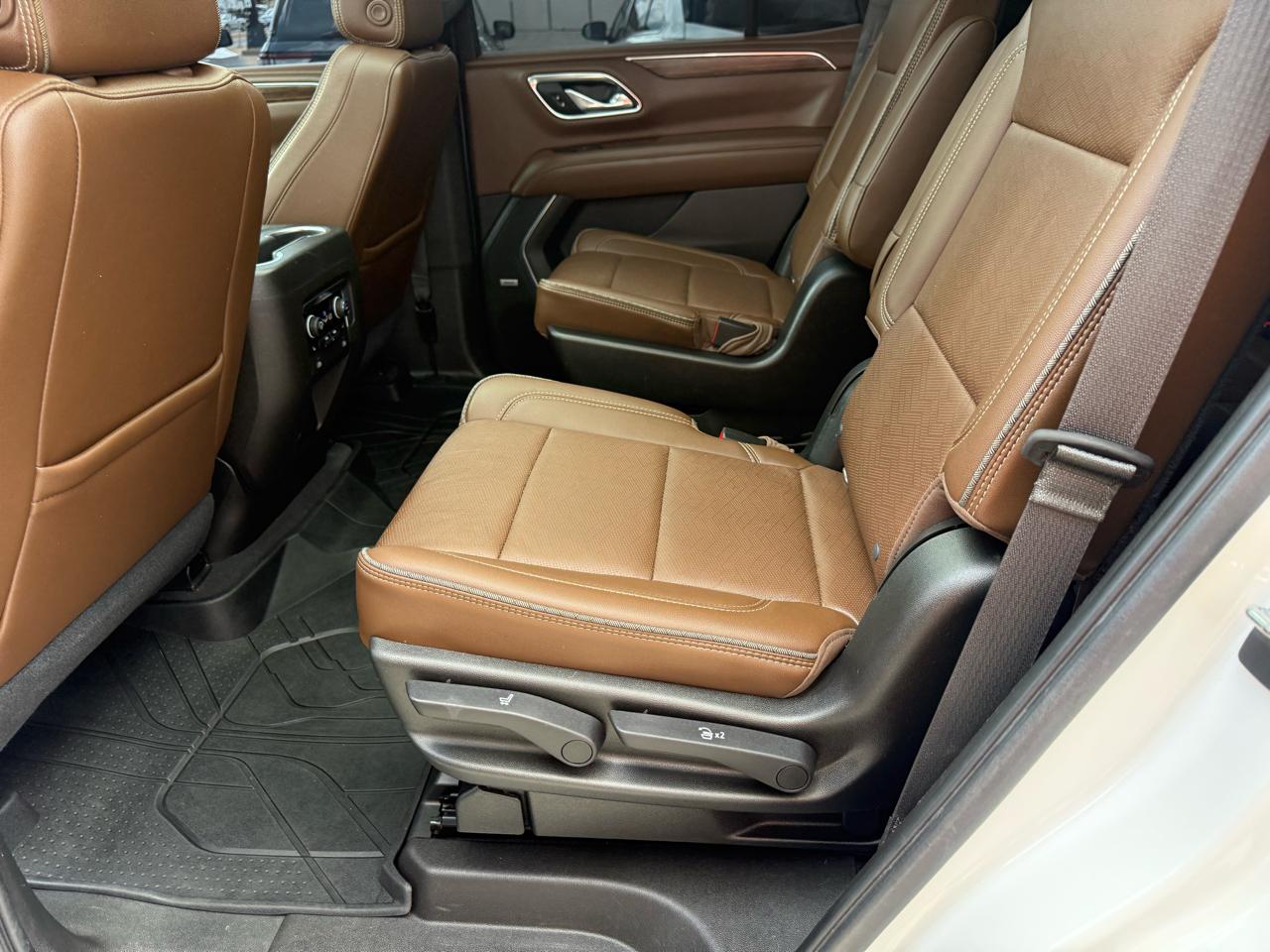 Chevrolet Tahoe 4WD 4dr High Country 2021