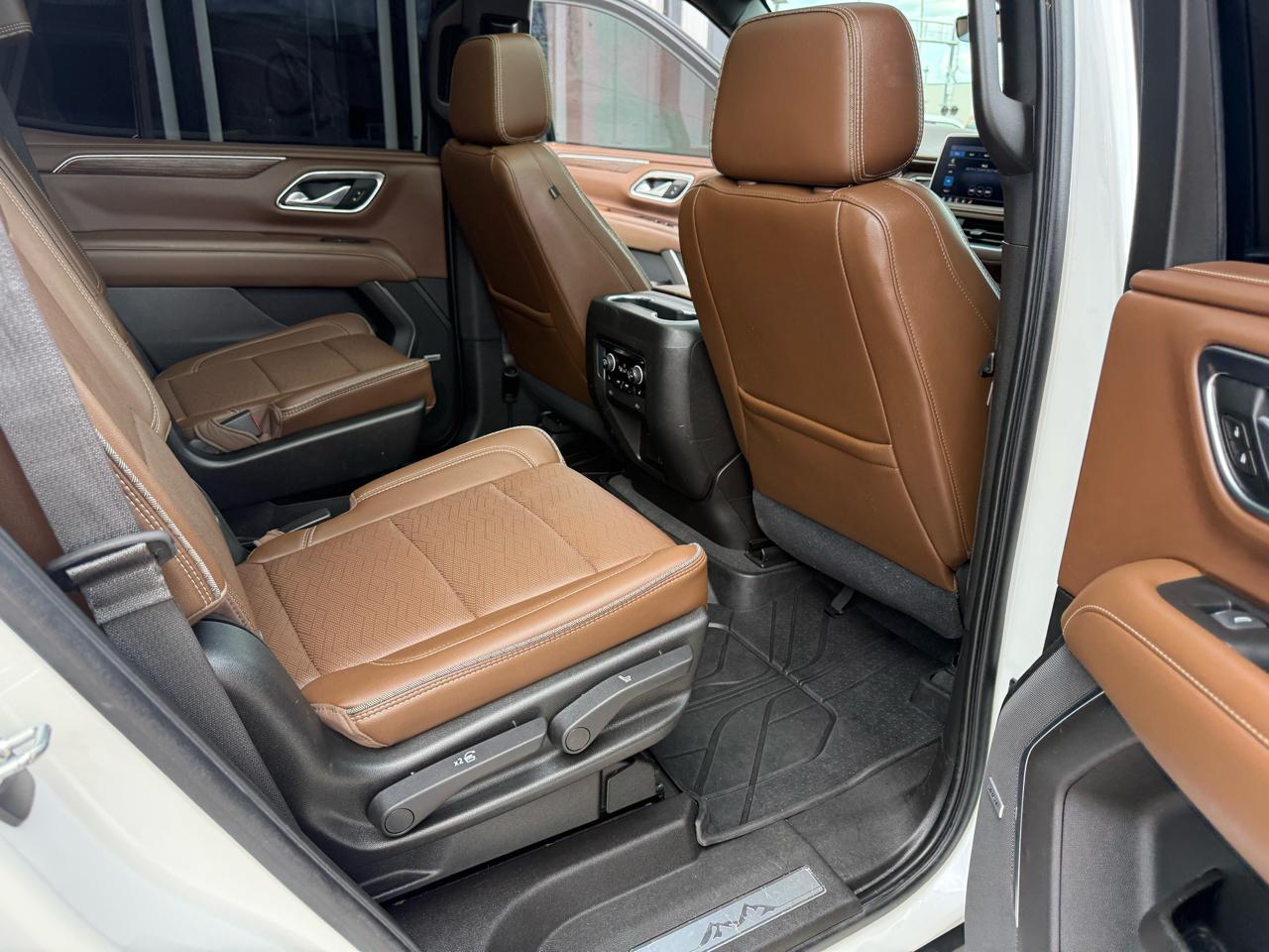 Chevrolet Tahoe 4WD 4dr High Country 2021