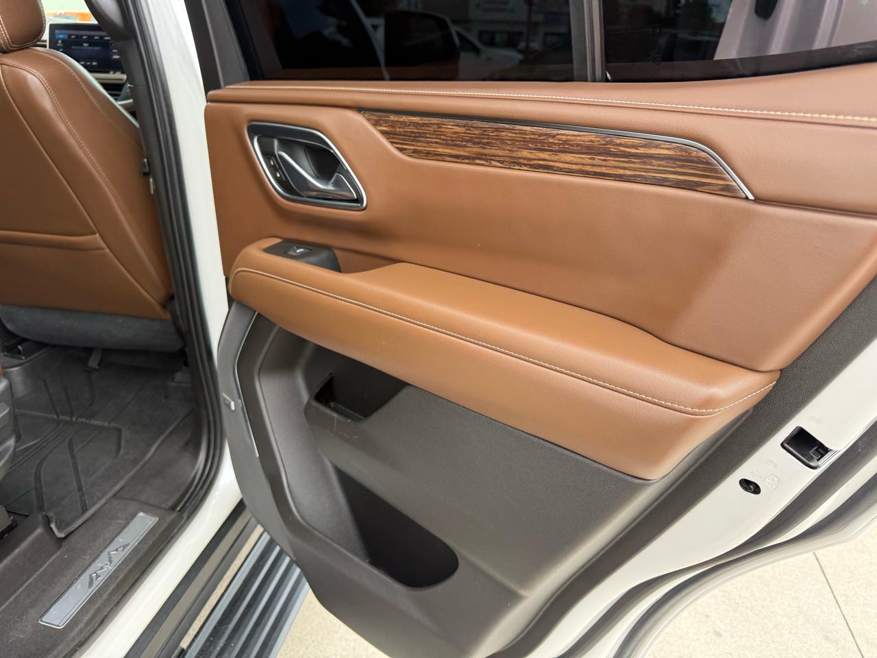 Chevrolet Tahoe 4WD 4dr High Country 2021