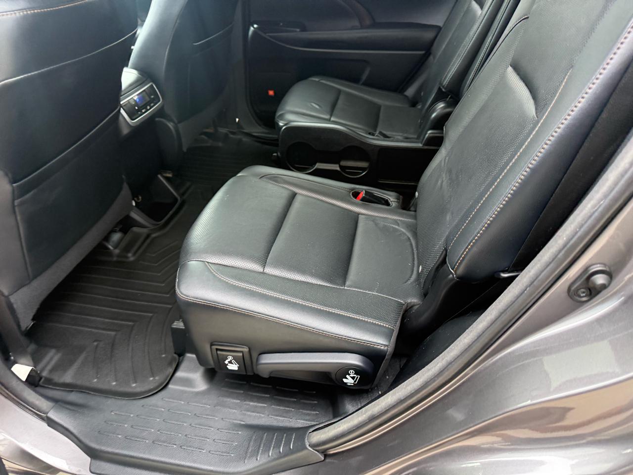 Toyota Highlander AWD 4dr V6 Limited (Natl) 2015