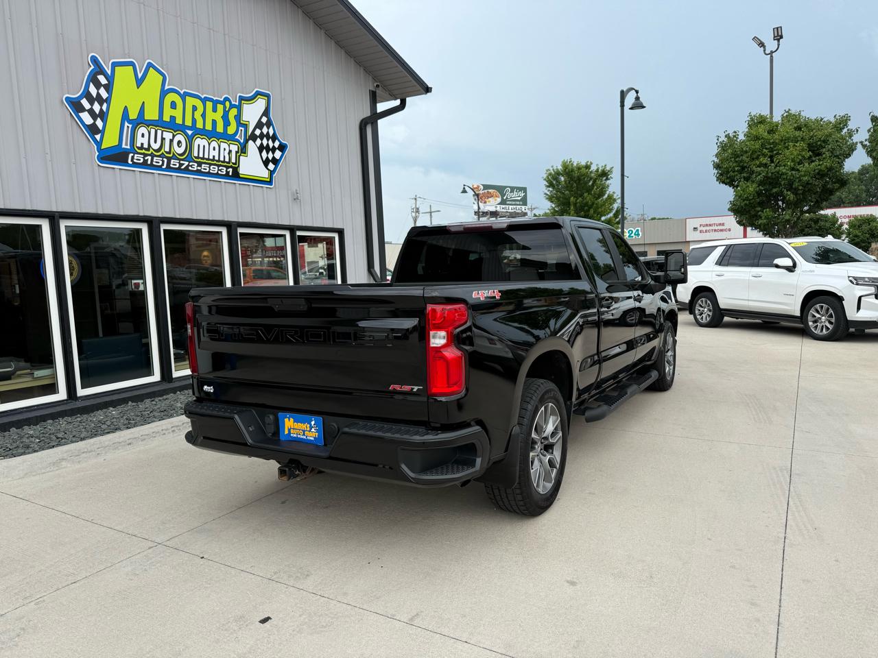 Chevrolet Silverado 1500 4WD Crew Cab 157" RST 2020