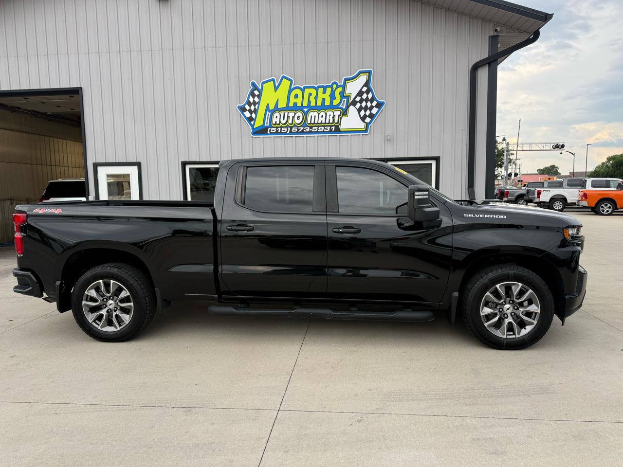 Chevrolet Silverado 1500 4WD Crew Cab 157" RST 2020