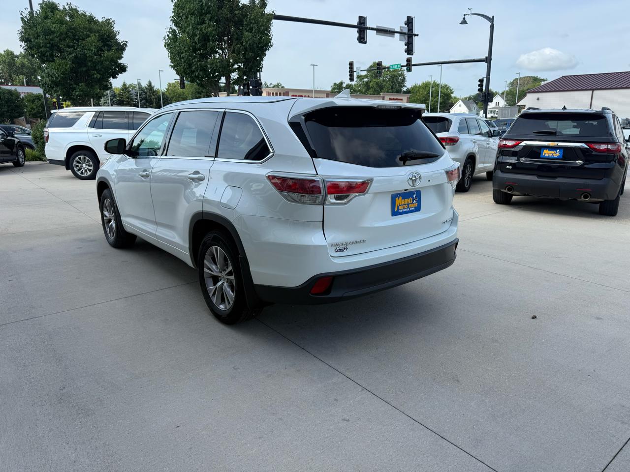 Toyota Highlander AWD 4dr V6 XLE (Natl) 2015