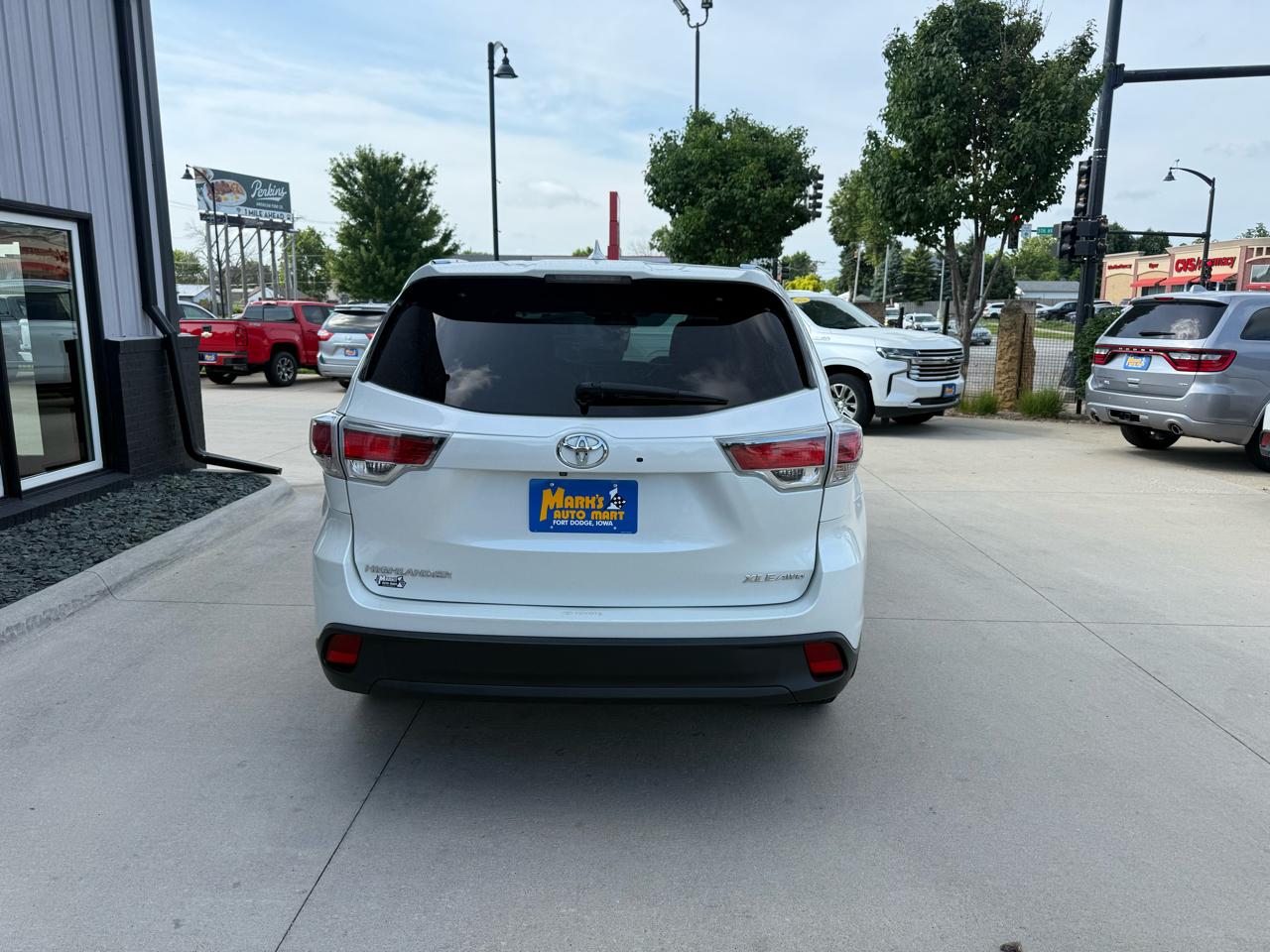 Toyota Highlander AWD 4dr V6 XLE (Natl) 2015