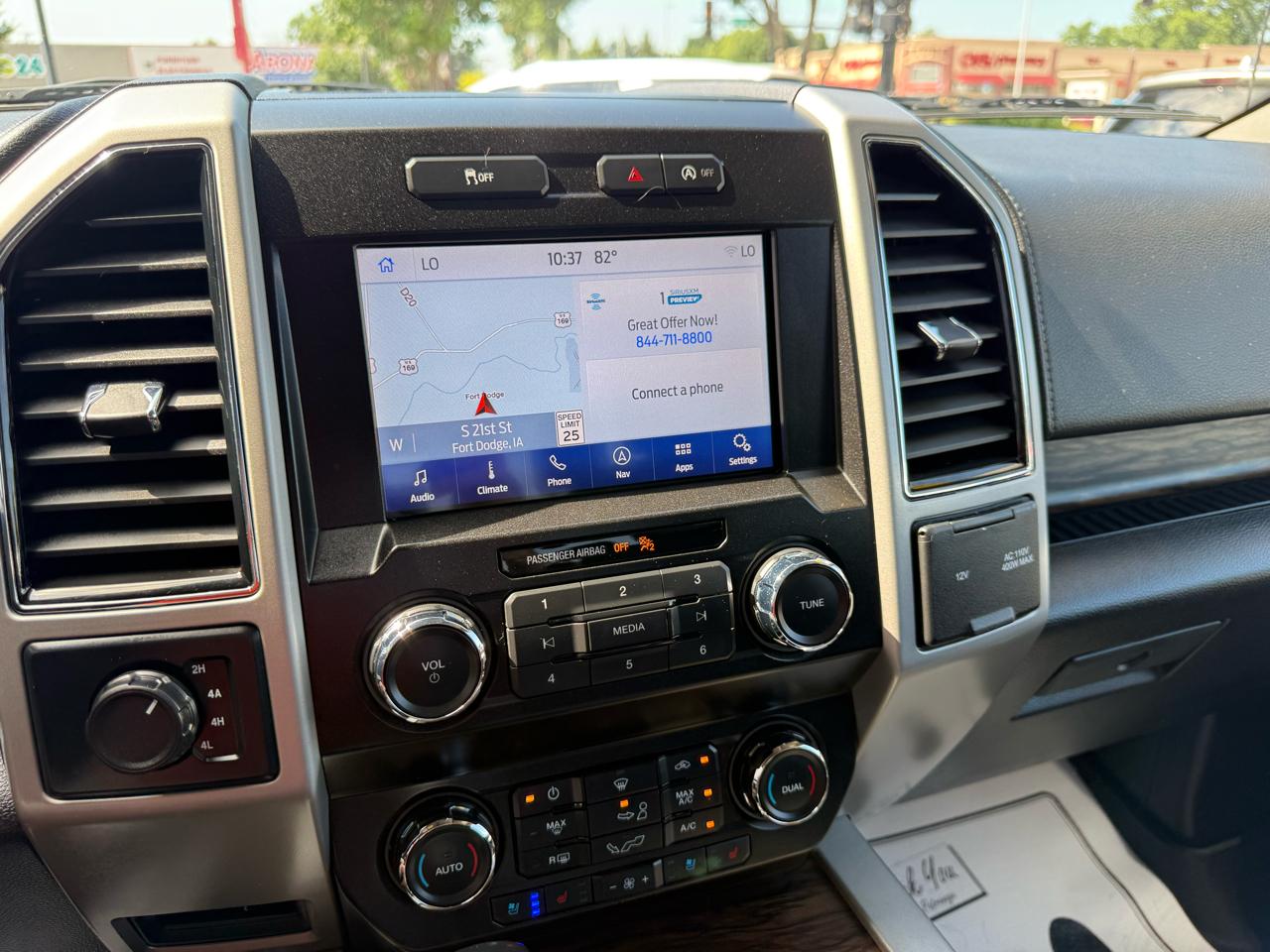 Ford F-150 SuperCrew 139" Lariat 2019
