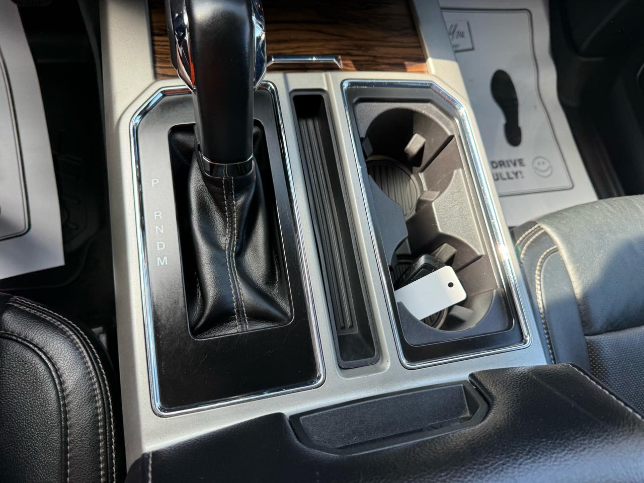 Ford F-150 SuperCrew 139" Lariat 2019