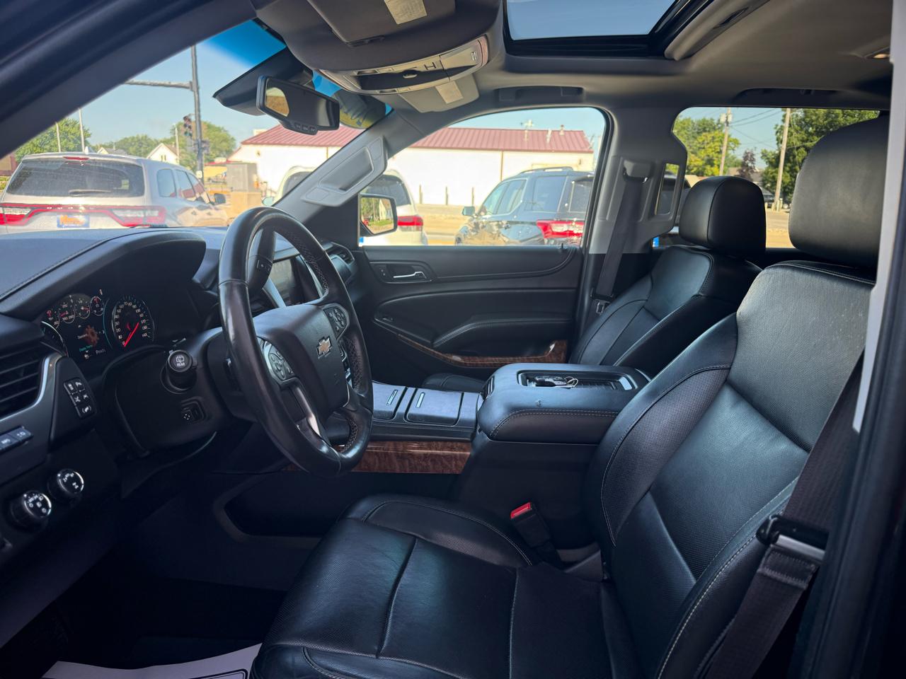 Chevrolet Tahoe 4WD 4dr Premier 2017