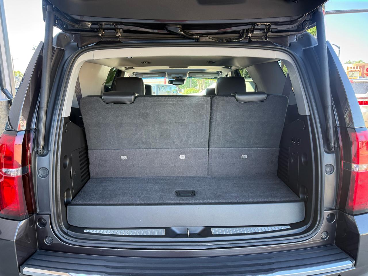 Chevrolet Tahoe 4WD 4dr Premier 2017