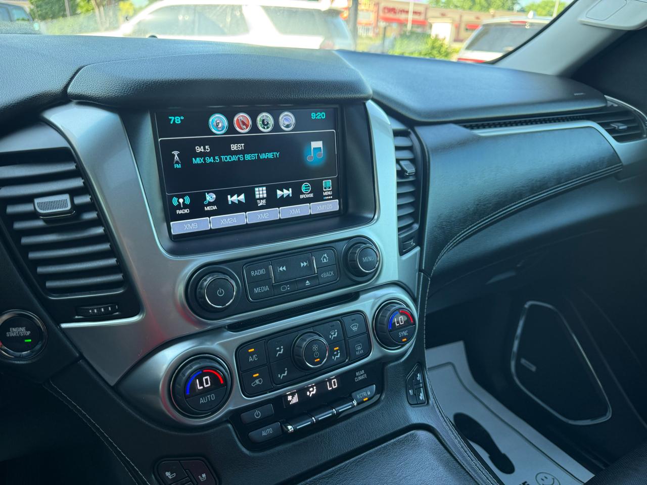 Chevrolet Tahoe 4WD 4dr Premier 2017