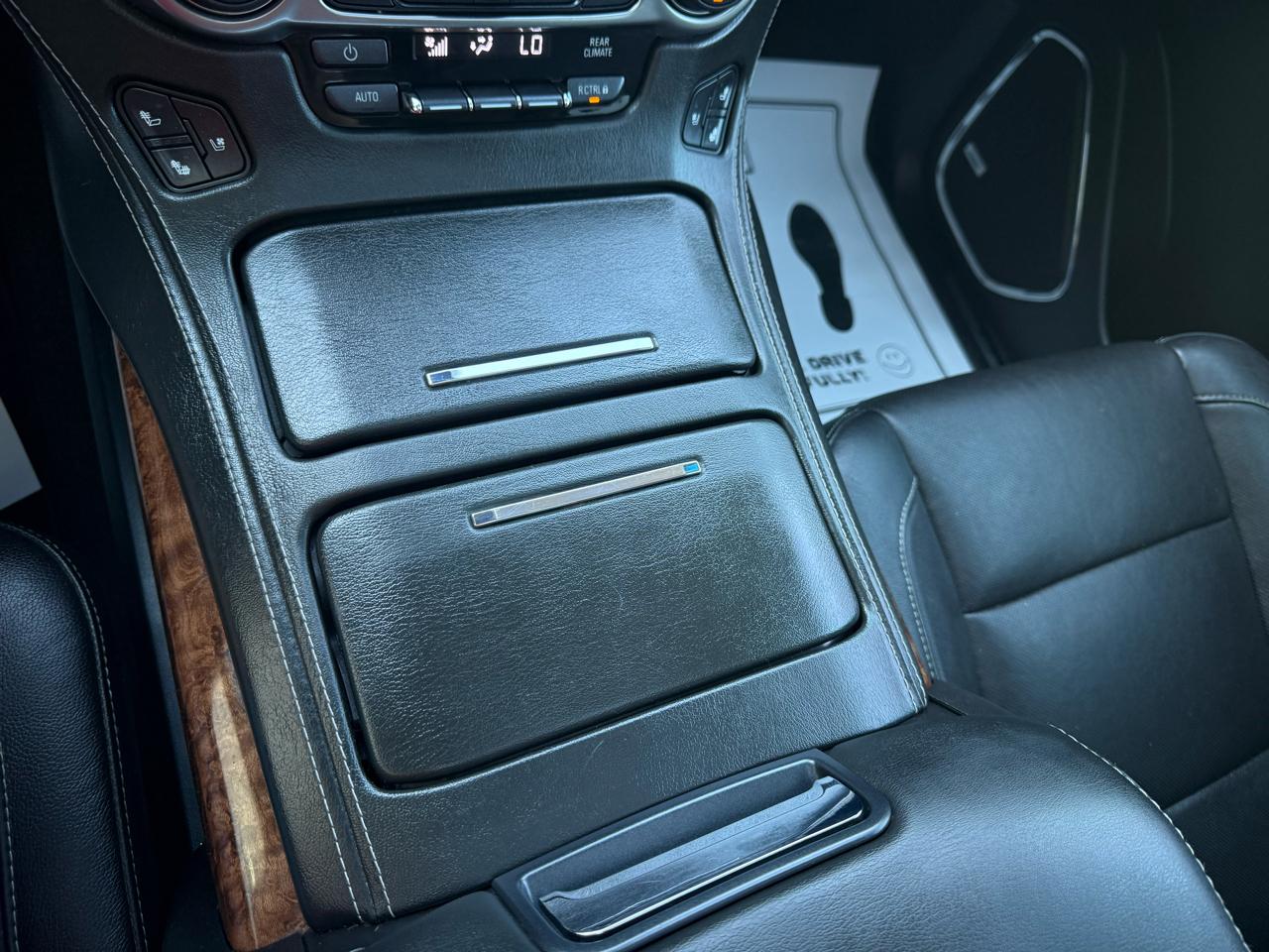 Chevrolet Tahoe 4WD 4dr Premier 2017