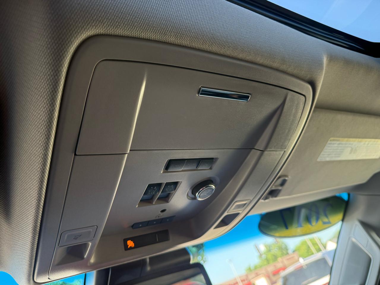 Chevrolet Tahoe 4WD 4dr Premier 2017
