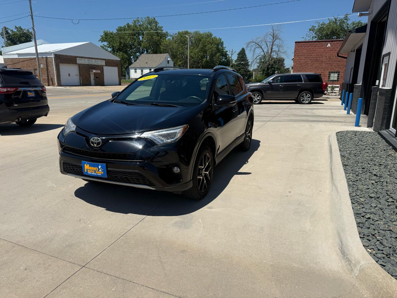 Toyota RAV4 SE AWD (Natl) 2017