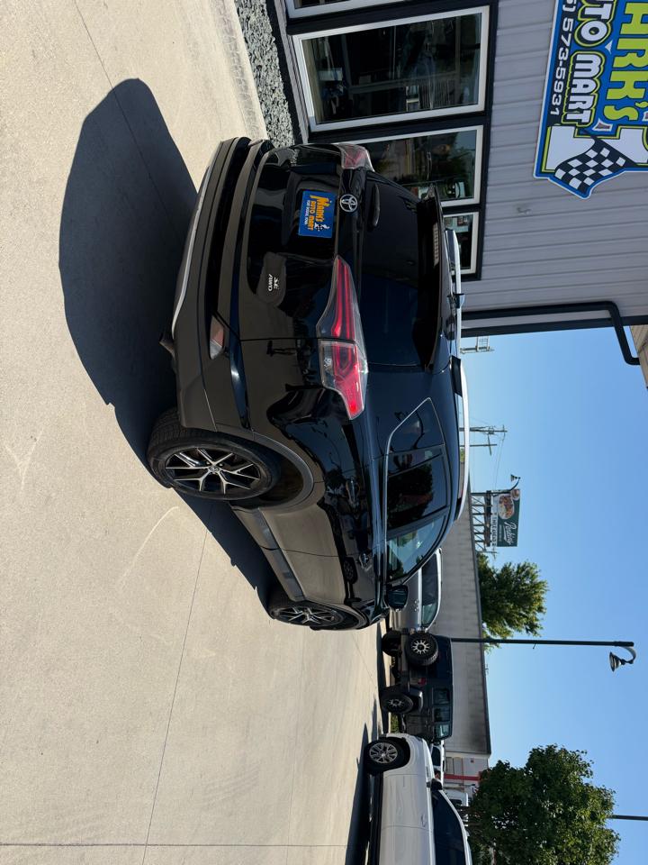 Toyota RAV4 SE AWD (Natl) 2017