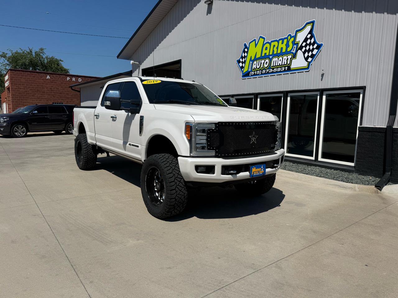 2019 Ford Super Duty F-350 SRW Platinum 4WD Crew Cab 6.75' Box