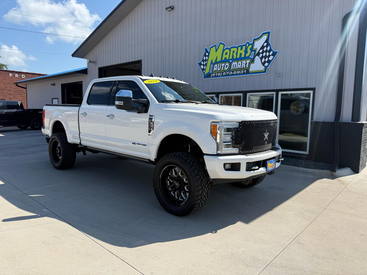 2019 Ford Super Duty F-350 SRW Platinum 4WD Crew Cab 6.75' Box