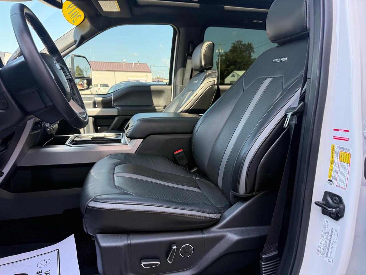 Ford Super Duty F-350 SRW Platinum 4WD Crew Cab 6.75' Box 2019