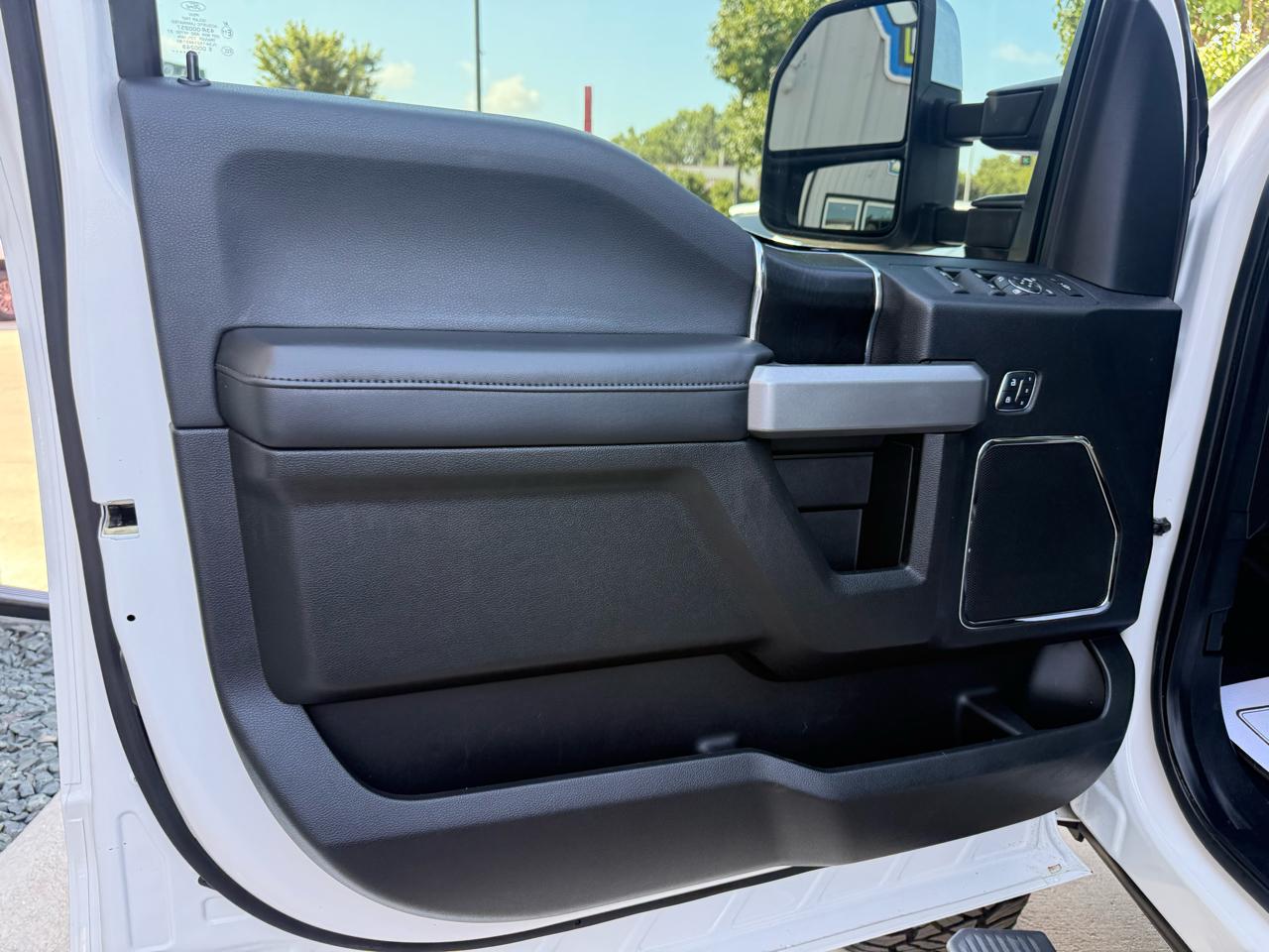 Ford Super Duty F-350 SRW Platinum 4WD Crew Cab 6.75' Box 2019
