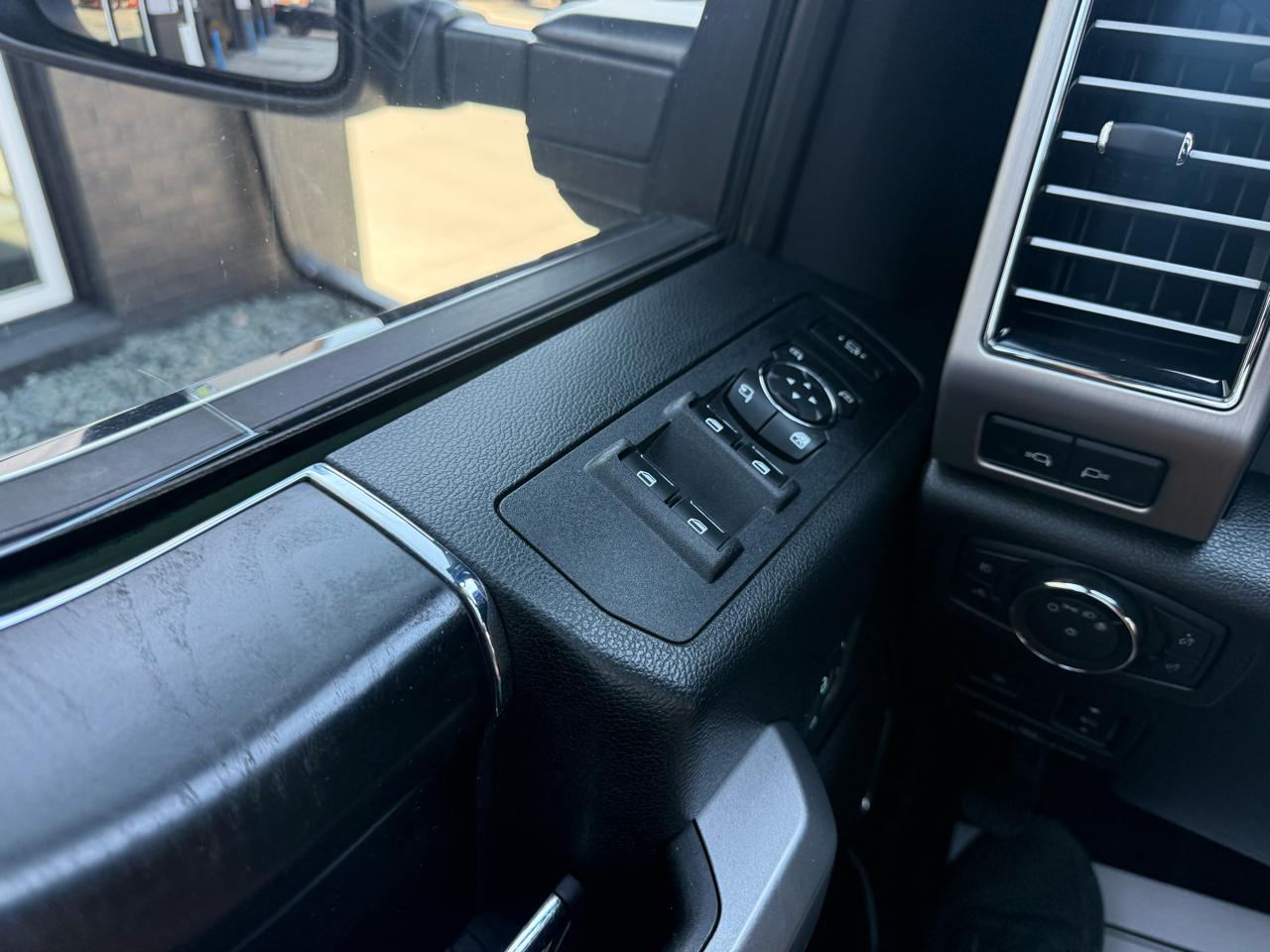 Ford Super Duty F-350 SRW Platinum 4WD Crew Cab 6.75' Box 2019