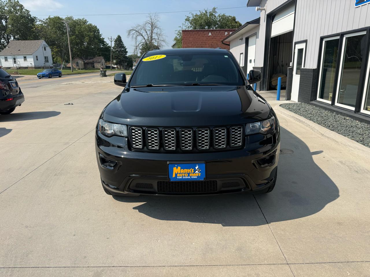 Jeep Grand Cherokee Altitude 4x4 *Ltd Avail* 2017
