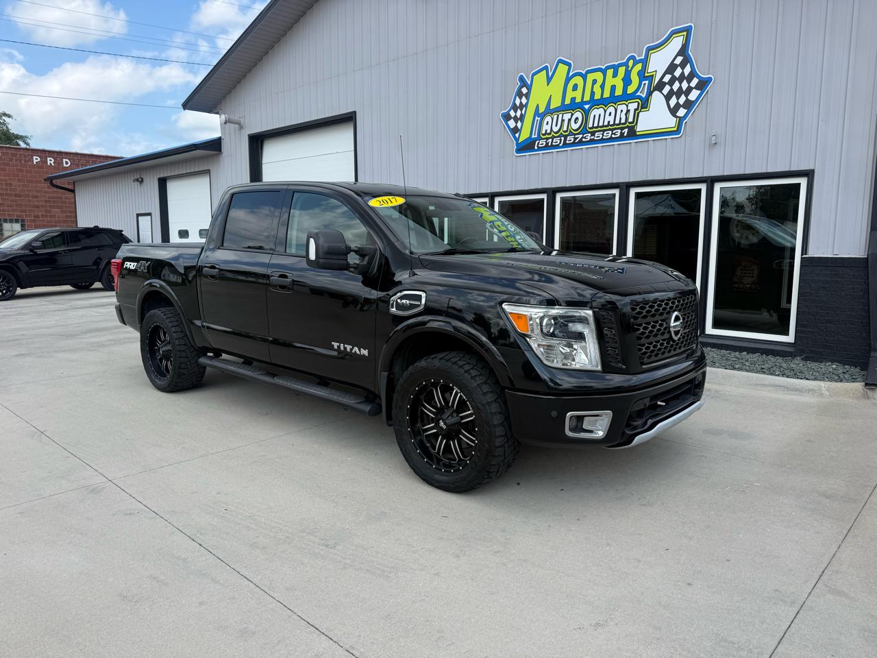 2017 Nissan Titan 4x4 Crew Cab PRO-4X