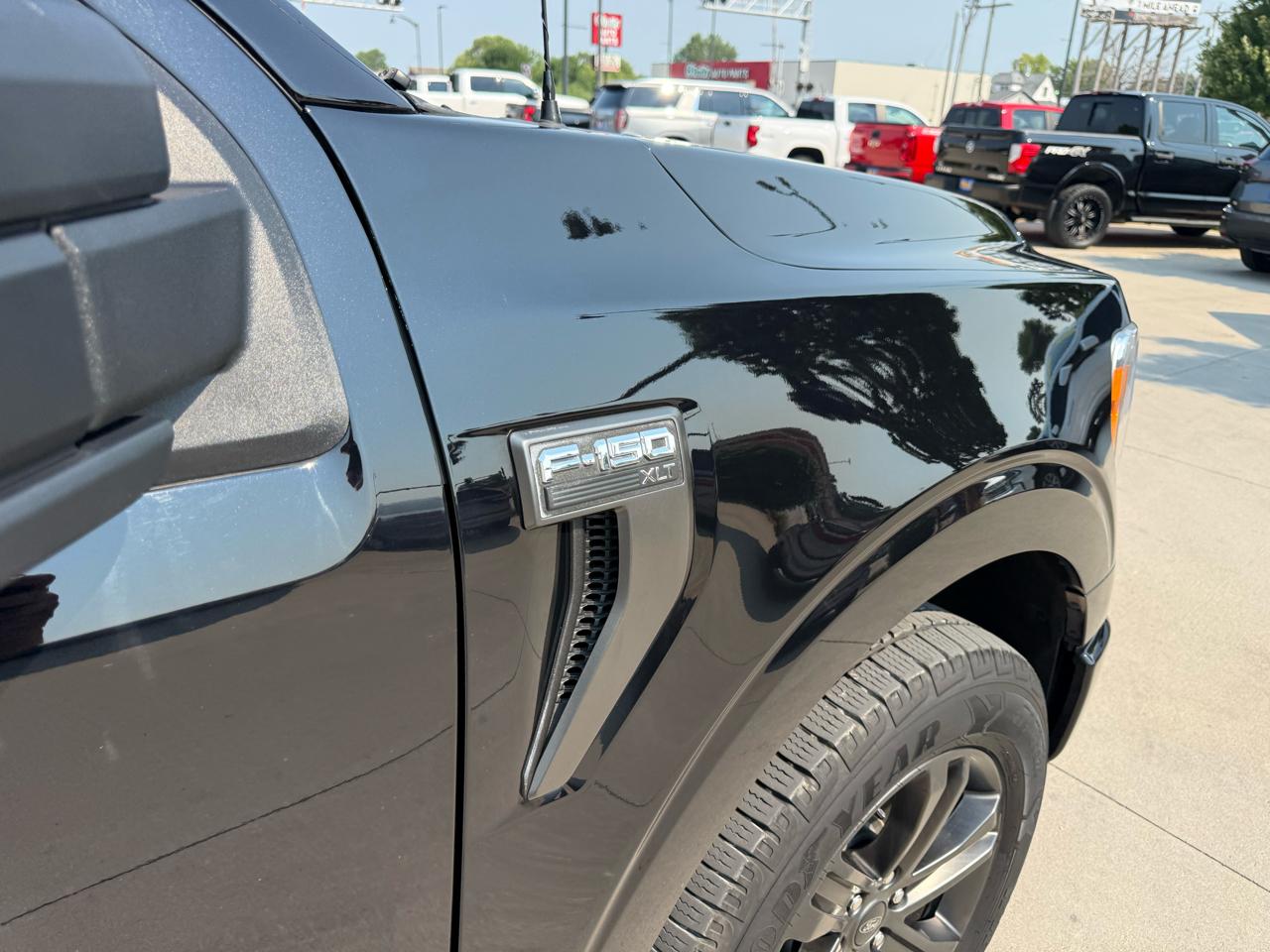 Ford F-150 Lariat 4WD SuperCrew 5.5' Box 2021