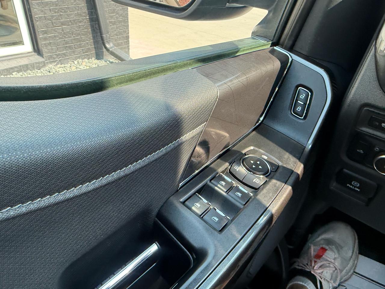 Ford F-150 Lariat 4WD SuperCrew 5.5' Box 2021