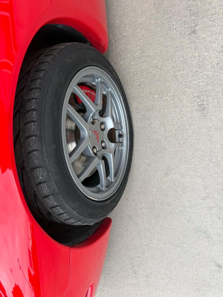 Chevrolet Corvette 2dr Z06 Hardtop 2001