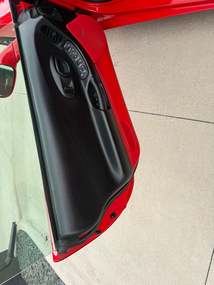 Chevrolet Corvette 2dr Z06 Hardtop 2001