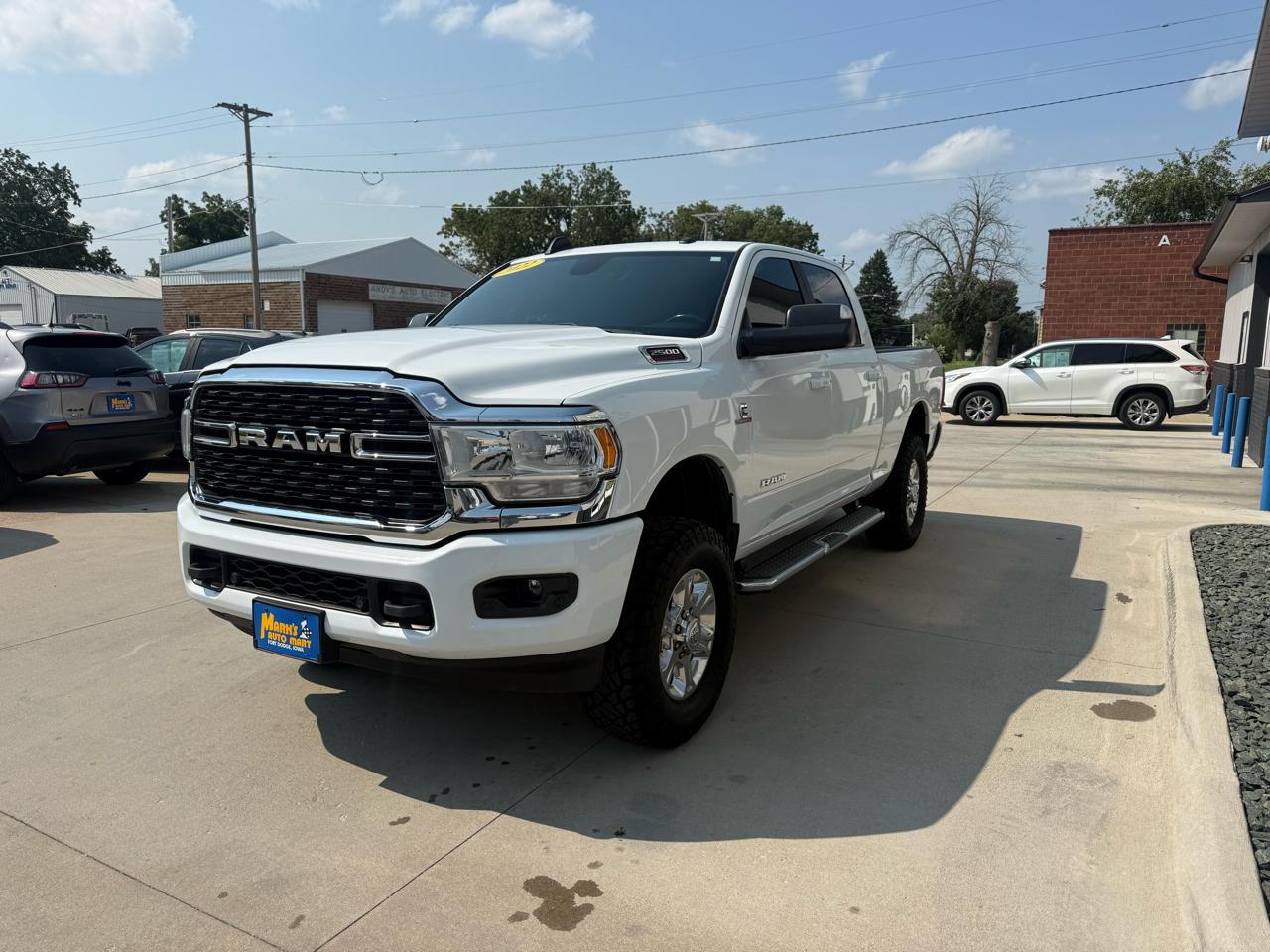 RAM 2500 Big Horn 4x4 Crew Cab 6'4" Box 2022