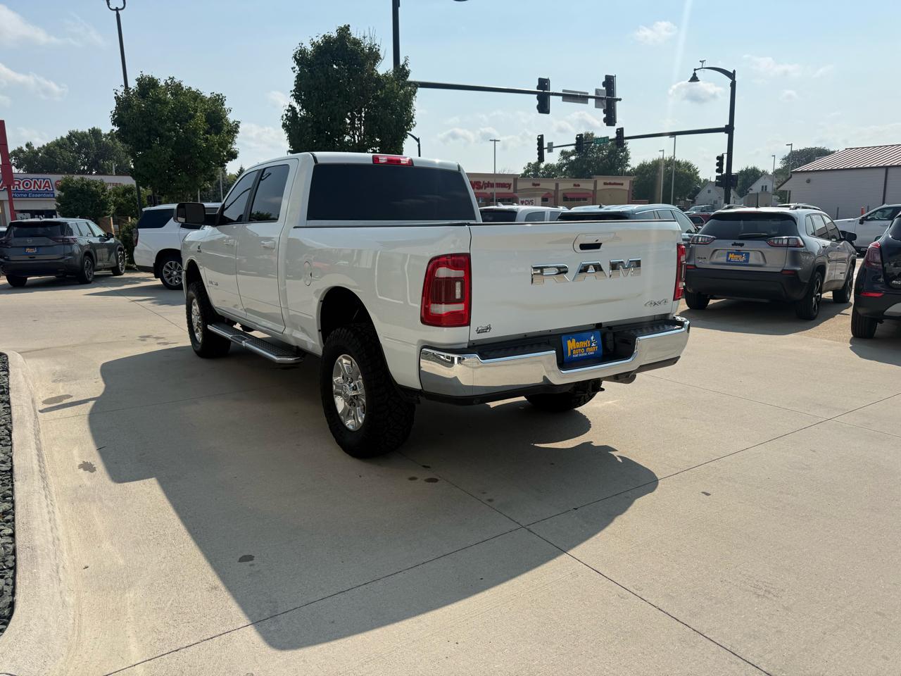 RAM 2500 Big Horn 4x4 Crew Cab 6'4" Box 2022