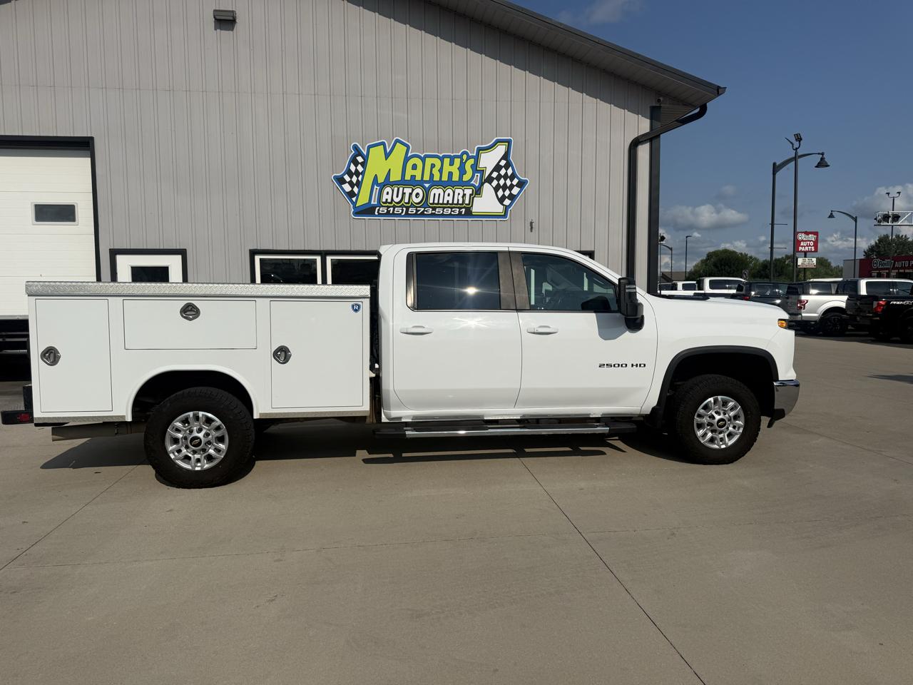 Chevrolet Silverado 2500HD 4WD Crew Cab 172" LT 2024