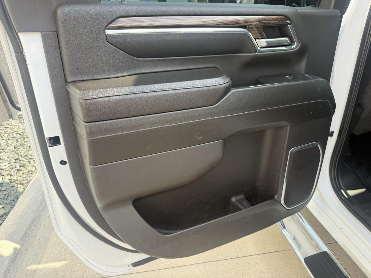 Chevrolet Silverado 2500HD 4WD Crew Cab 172" LT 2024