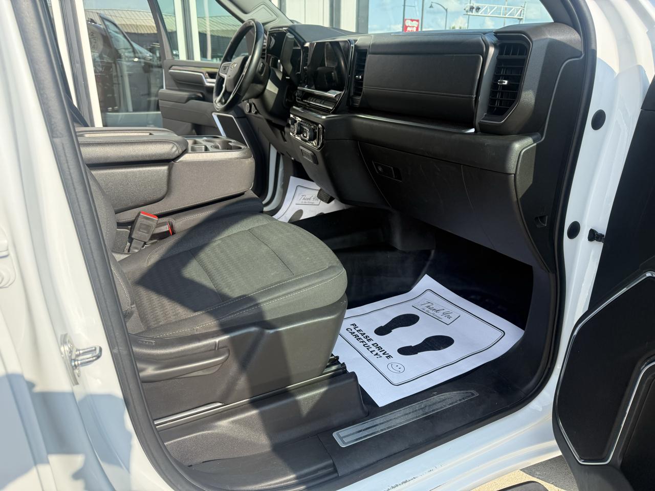 Chevrolet Silverado 2500HD 4WD Crew Cab 172" LT 2024