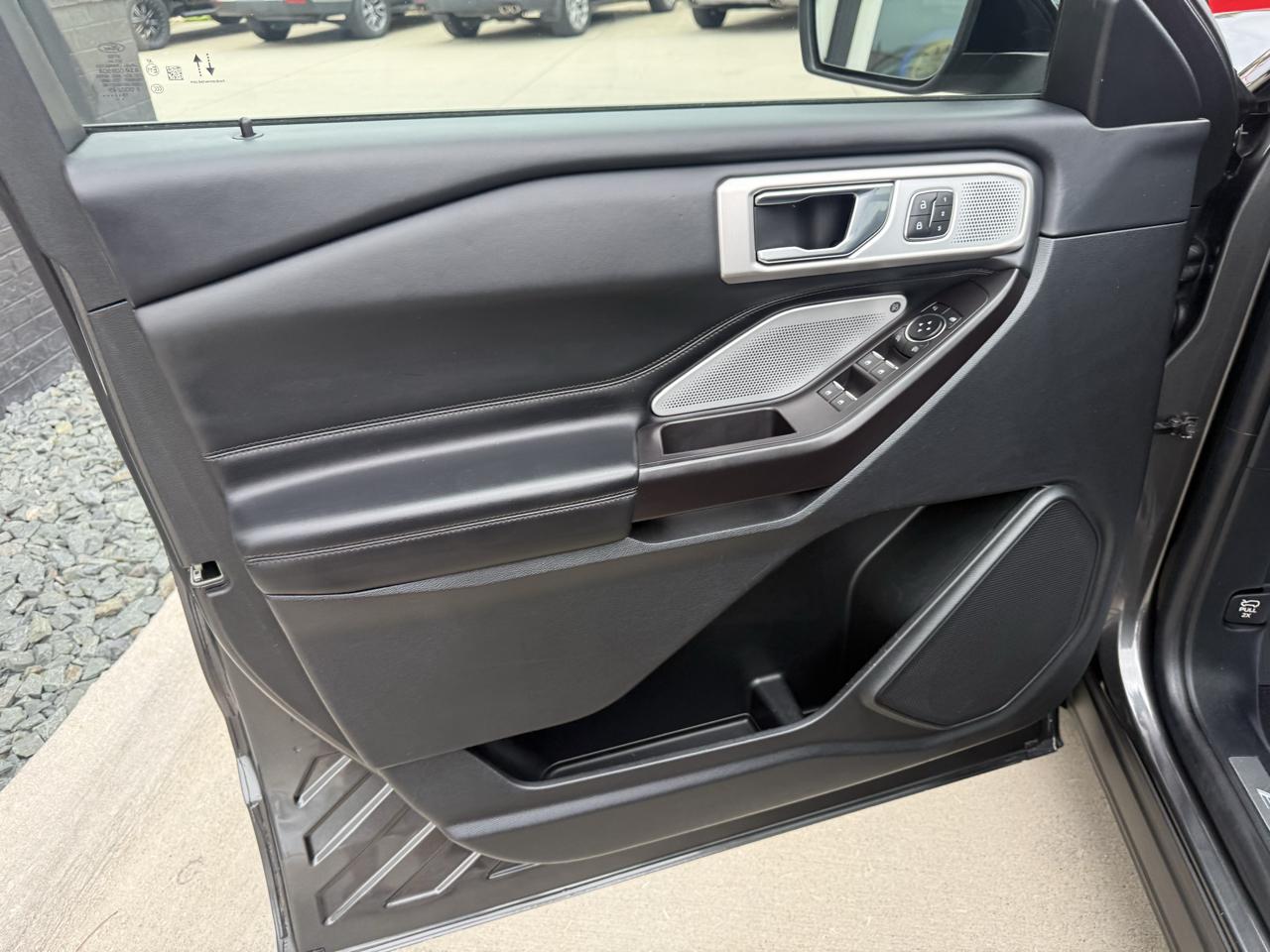 Ford Explorer Platinum 4WD 2020