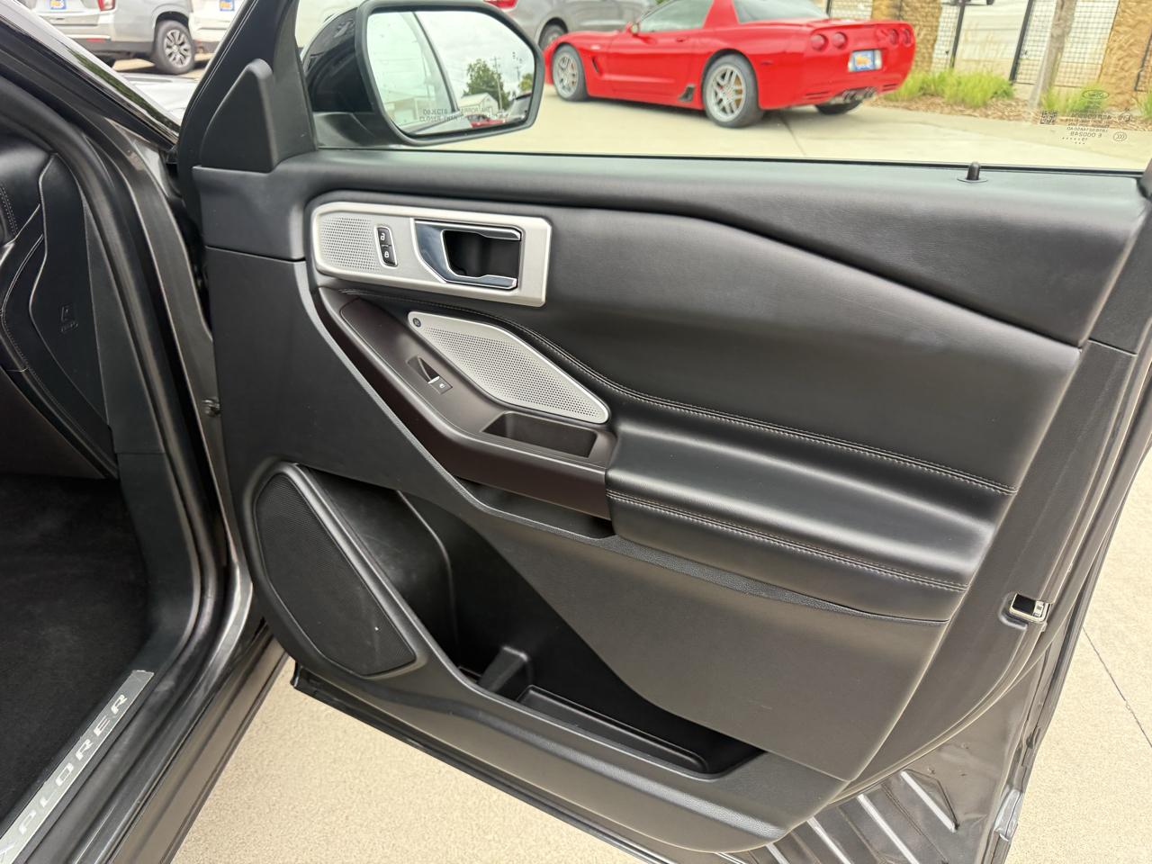 Ford Explorer Platinum 4WD 2020