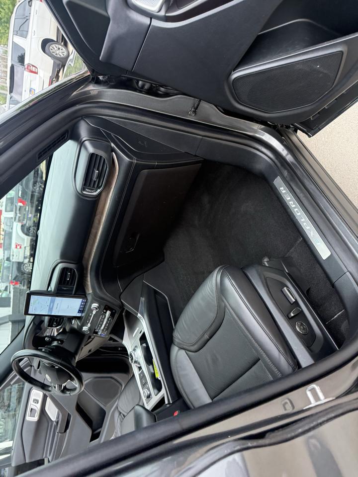 Ford Explorer Platinum 4WD 2020