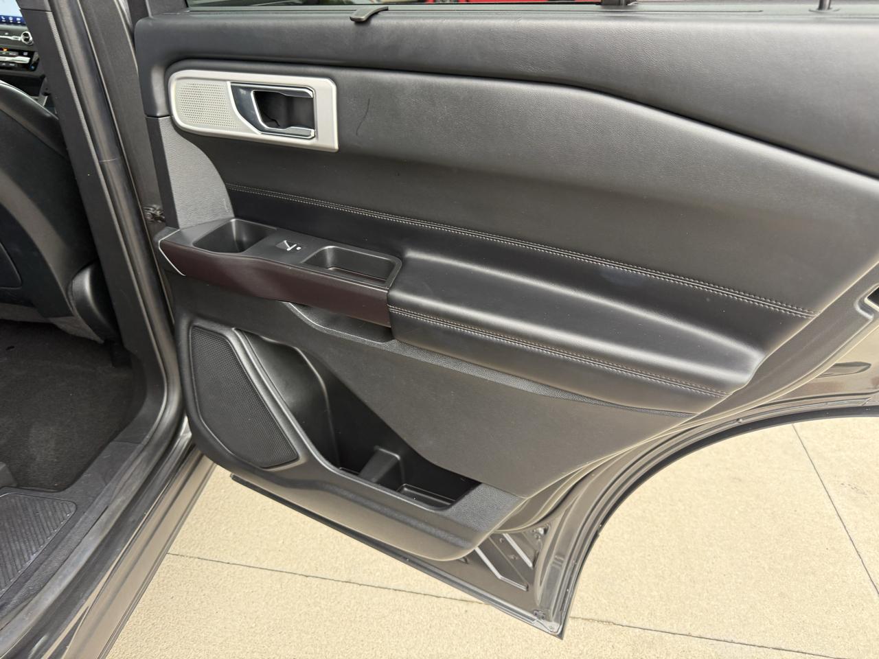 Ford Explorer Platinum 4WD 2020